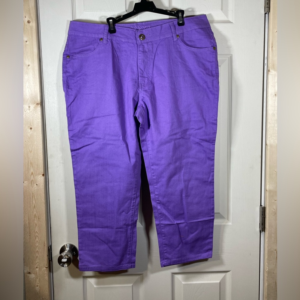Women's Purple Straight Leg Jeans‎